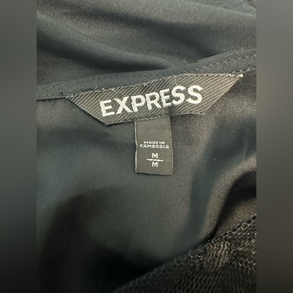 Women’s Express Black Sheer Lace Polka Dot Sleeve Button Down Back Blouse Top M - Picture 3 of 3